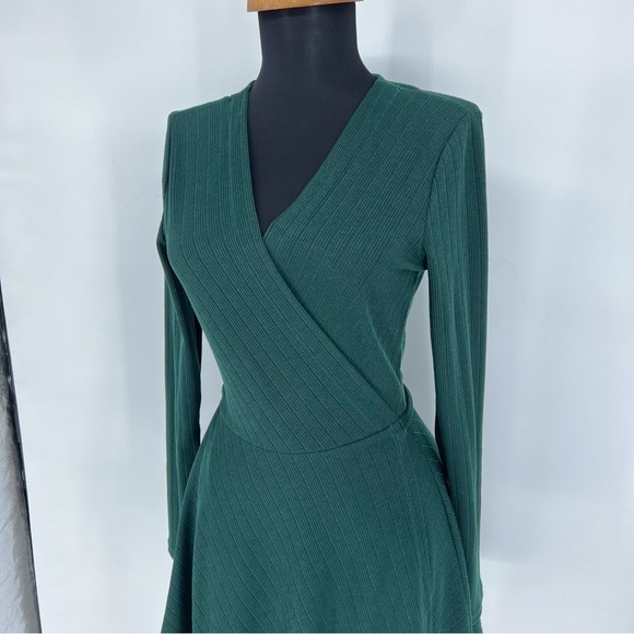 privacy please‎ revolve wrap dress in dark green - Picture 3 of 14